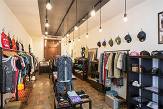 「OZBASE」の内観/外観