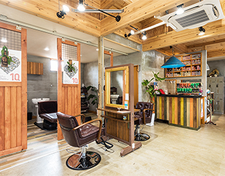 HAIR & BEAUTY CLOVER