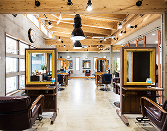 HAIR & BEAUTY CLOVER