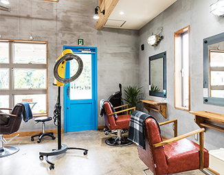 HAIR & BEAUTY CLOVER